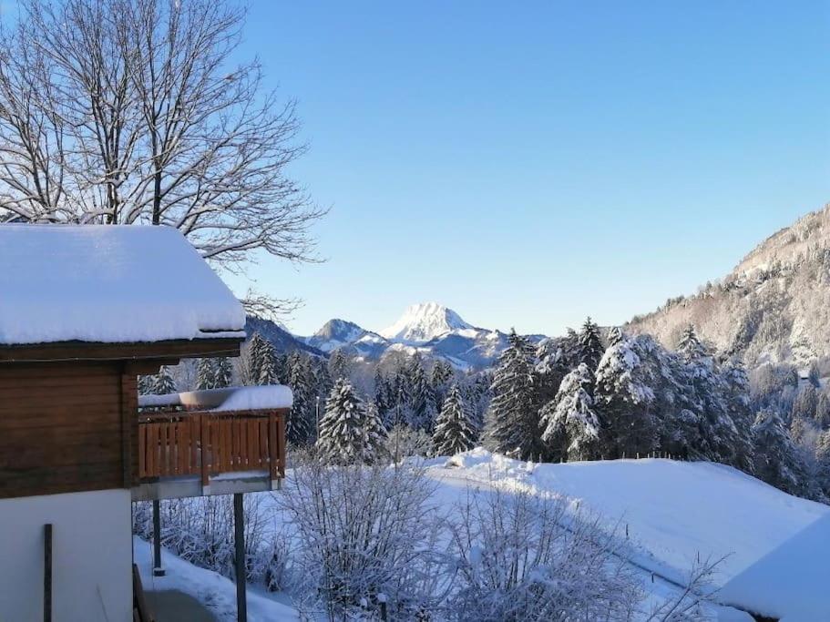 Confortable Chalet Avec Magnifique Vue En Gruyere. Charmey Kültér fotó